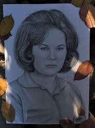 This is a portrait drawing I did in graphite pencil that I wanted to share  :)