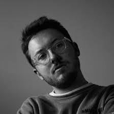 Elijah Barry's Instagram, Twitter & Facebook