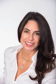 Emily Keltz's Instagram, Twitter & Facebook