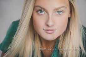 Amanda Prouty's Instagram, Twitter & Facebook