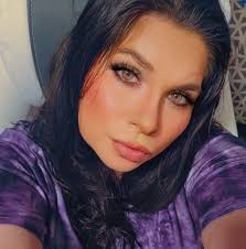 Willie Griswold played middle school football with Tony Dungy's son, and  Peyton Manning and his friends used to come to the games and cause a ruckus.