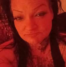 Alena Shafer's Instagram, Twitter & Facebook