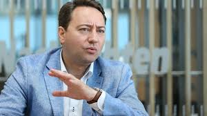Manfred haimbuchner was born on august 12, 1978 in wels, upper austria, austria. Manfred Haimbuchner Echte Freunde Gibt Es Da Meistens Nicht