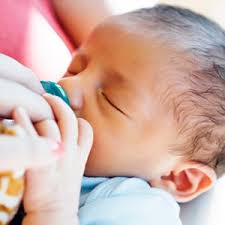 Here are some general breastmilk bottle feeding guidelines: 2 Week Old Newborn Baby Month By Month