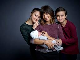 Миллион мелочей › a million little things. A Million Little Things Will Eddie And Delilah Finally Tell The Truth About The Baby S Father To Delilah S Kids