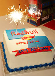 Red Bull Cake Have To Do This For My Friend Danielle Torte Ohne Backen Motivtorten Kuchen