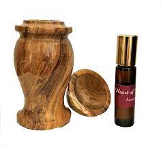 Sale on fish oil, omegas & efas. Genuine Alabaster Box 5 5 Tall W 1 3 Oz Spikenard Heart Of Worship Anointing Oil Beauty Amazon Com