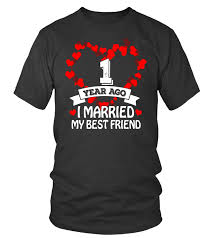 You have just had the best first year of marriage or first year together. 1st Wedding Anniversary Gift Ideas For Husband