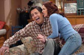 Everybody Loves Raymond': 15 Years Later Fans Still Don't Understand Why Debra  Barone Didn't Have a Job
