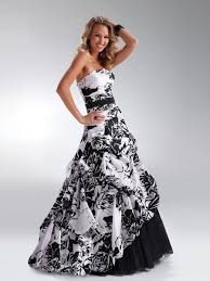 Ball Gown Black And White Prom Dress White And Black Print Ball Gown Dresses Marvelous Strapless Black White Print Taffeta Ball Go Ball Gowns Prom Party Dresses Romantic Bridesmaid Dresses