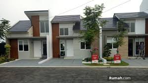 Model rumah seperti ini tidak hanya berkembang di perumahan kota besar, tetapi juga menjalar sampai ke penjuru daerah hampir seluruh pelosok tanah air. Desain Rumah Jepang Banyak Pilihannya Di Tangerang