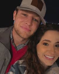 Carolyn Marek's Instagram, Twitter & Facebook