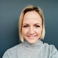 Yvonne Becker's Instagram, Twitter & Facebook