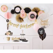 Bundle includes dinner and dessert plates, lunch and beverage napkins for 16 people plus a banner and table cover in a starry night design. Elegant Sweet 16 Dinner Plates 8ct Party City
