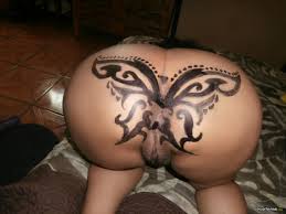 Tatuada con semen - puritanas.com