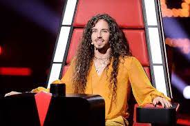 Michał szpak will represent poland at the 2016 eurovision song contest in stockholm with the song color of your life. The Voice Of Poland Sezon 9 Kogo Szuka Michal Szpak Jak Reaguje Kiedy Uczestnicy Wybieraja Innego Trenera Wideo Telemagazyn Pl