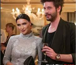Yasak Elma 5 Bolum Ender Gri Simli Elbise Elmalar Kiyafet Kizlar