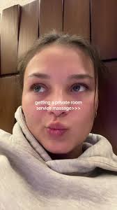 Miamimacy Barson Room Service