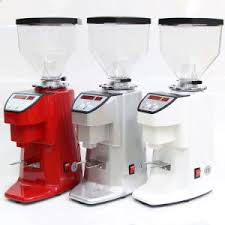 With a range of capsules and its adjustable cup shelf, you can make a perfect espresso or an aromatic brewed coffee with a single machine. China Espresso Automatic Coffee Grinder Machine Coffee Machine China Coffee Machine And Espresso Machine Price