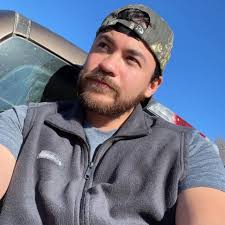 Joseph Raphael Villarreal (@birdsnbuddies) • Instagram photos and videos