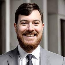 Derek Rayborn's Instagram, Twitter & Facebook