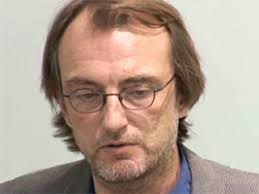 The 4% Universe: Dark Matter, Dark Energy and the Race to Discover the Rest  of Reality