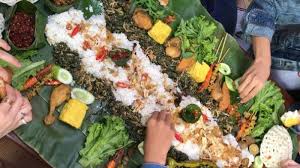 Mulai dari bukber alumni tk aba, bukber alumni sd inpres, bukber alumni smp satu atap, bukber alumni sma maju jaya sampai bukber alumni kos murah belakang kampus. 8 Tips Mempersiapkan Acara Buka Puasa Bersama Yang Seru