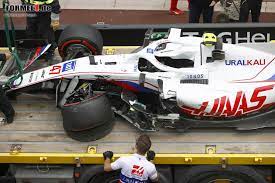 Nikita masepin (l.) und mick schumacher. Mick Schumacher Nach Crash Naturlich Argere Ich Mich