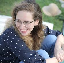 היי חברים, אשמח לעזרתכם. אני מחפש מנהל/ת קמפיינים (בעיקר לפייסבוק  ואינסטגרם) שיידע/תדע לעזור לי להגדיל חשיפה ומכירות למוצרים שלי- קורס  דיגיטלי, סדנאות, וספרים לילדים. אם אתם/ן או מישהו שאתם מכירים מתאים אשמח