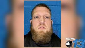 Man faces felony charges for allegedly sharing private images of female