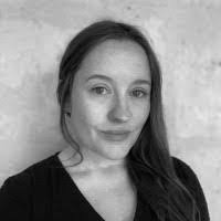 Anna Gendron's Instagram, Twitter & Facebook