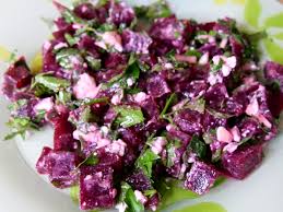 Salade De Betterave Feta Recette En 2020 Betterave Salade Betterave Recette Tarte Aux Fraises