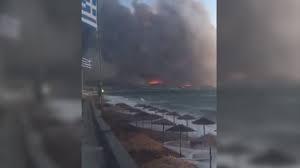 Κατέβασε τώρα και ζήσε τη μοναδική εμπειρία της άμεσης αθλητικής ενημέρωσης στο κινητό σου. Sygklonistiko Binteo H Megalh Fwtia Kineitai Apeilhtika Pros To Alepoxwri