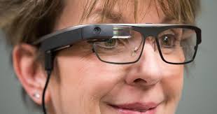 Doctors are using Google Glass for 'less typing, more eye contact' with  patients