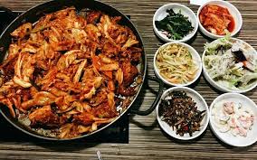 Mufti pulau pinang, datuk seri dr wan salim wan mohd noor berkata, umat islam juga diminta tidak terpengaruh dengan golongan antivaksin berhubung penggunaan vaksin itu. Best Dakgalbi In Kl Foodadvisor