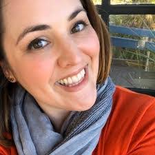 Anna Florek's Instagram, Twitter & Facebook