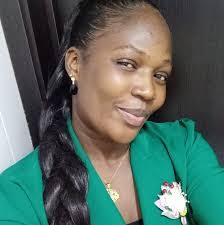 Abigail Moses's Instagram, Twitter & Facebook