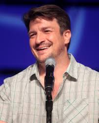 File:Nathan Fillion by Gage Skidmore 2.jpg