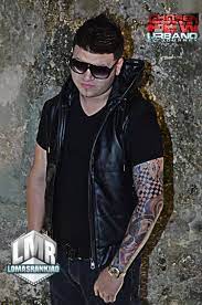 Farruko is part of a millennial generation (also known as generation y). Farruko Bachata Reggaeton Fictional Characters