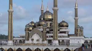 Kebanyakkan pengunjung mengagumi keindahan masjid kristal ini. Azan From Masjid Kristal Crystal Mosque In Kuala Terengganu Malaysia 1 Youtube