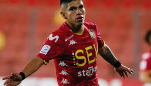 Palacios, de 20 años, venía sonando hace más de un mes en el cuadro de porto alegre. Beccacece Pretenderia A Carlos Palacios La Joya De Union Espanola El Periodista Online