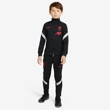 Aus einem angenehmen und hochwertigen material besteht der puma trainingsanzug poly. Nike Liverpool 20 21 Kinder Dry Strike Trainingsanzug Cl Schwarz Wolf Grau Laser Crimson Kinder Fanbekleidung