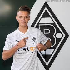 Directory records similar to the borussia mönchengladbach logo. Borussia Monchengladbach 20 21 Home Kit Released Different Sponsor On Match Jerseys Footy Headlines