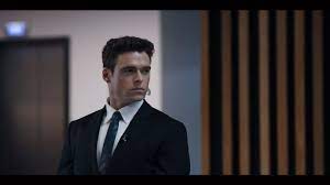 Richard Madden As David Budd In Season 1 Episode 2 Of Bodyguard Source Bbc Netflix Bodyguard Richard Madden Beautiful Boys
