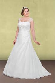 Ungetragenes brautkleid silvia pronovias white one gr. Pin Op Lohrengel Brautkleider