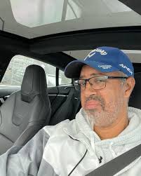 Bobby Winstead Jr. (@winsteadlux) • Instagram photos and videos