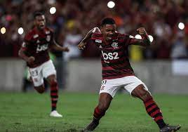 Latest on flamengo forward vitinho including news, stats, videos, highlights and more on espn Como Utilizar Vitinho E A Base Alguns Dilemas De Rogerio Ceni No Flamengo