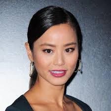 Natasha Wolfe's Instagram, Twitter & Facebook