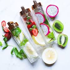 Detoxwater Eau Detox Infusion De Fruit Eau Infusee Recette Healthy Recette Fruit Detox Water In Recette Healthy Eau Infusee Aux Fruits Recettes D Infusions