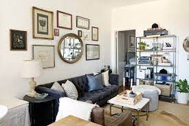 A Konmari Cleanse Allows This Couple To Live Comfortably In A Small Nyc Home Apartment Interior Home Live Comfortably